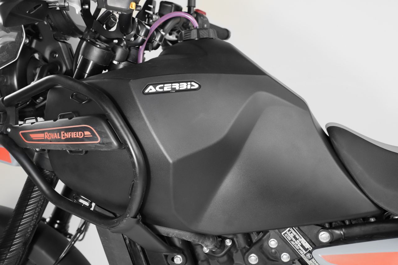 Acerbis Túlméretes Tank - Royal Enfield Himalayan 450 - Fekete - 0026603.090.700