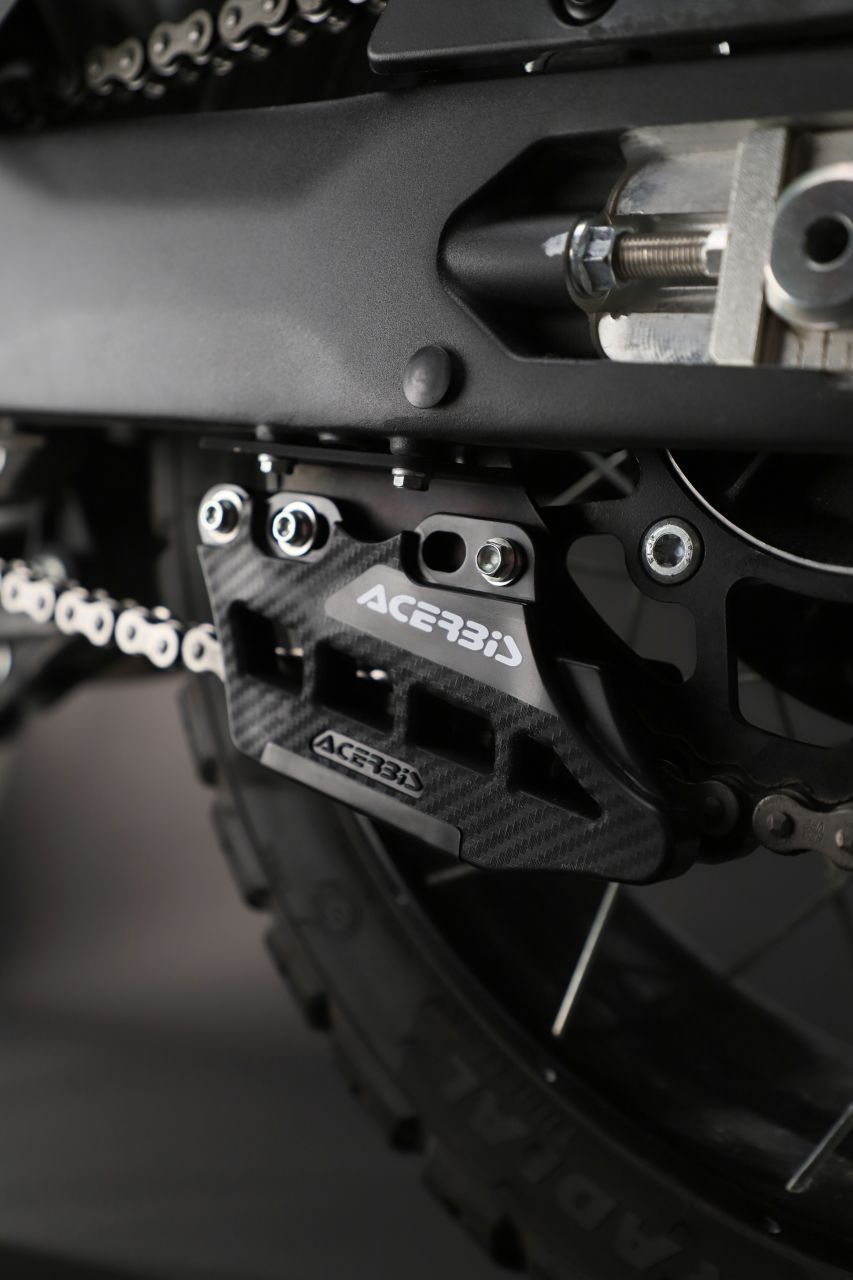 Acerbis Láncvezető - FEKETE - 0026760.090 Acerbis Láncvezető - FEKETE - 0026760.090