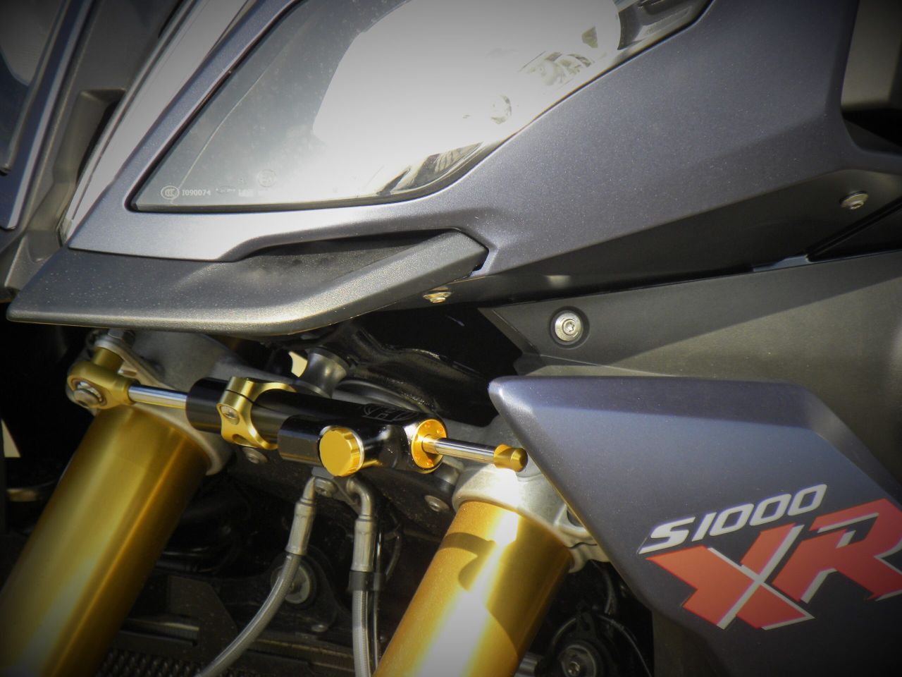 HyperPro kormánycsillapító - FEKETE - DS-090B-NL1-R